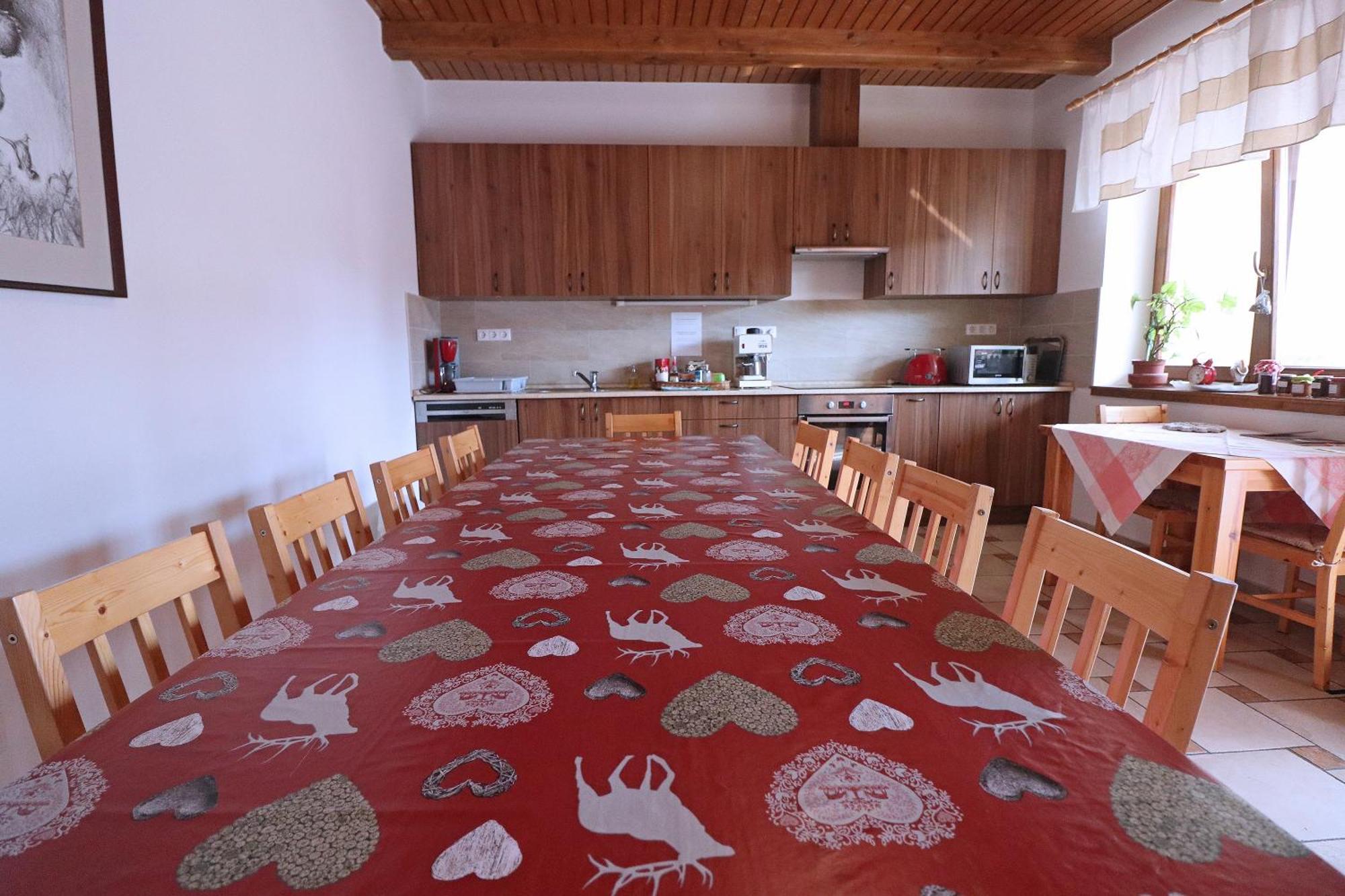 Отель Fuezesi Papa Vendeghaza Харта Экстерьер фото